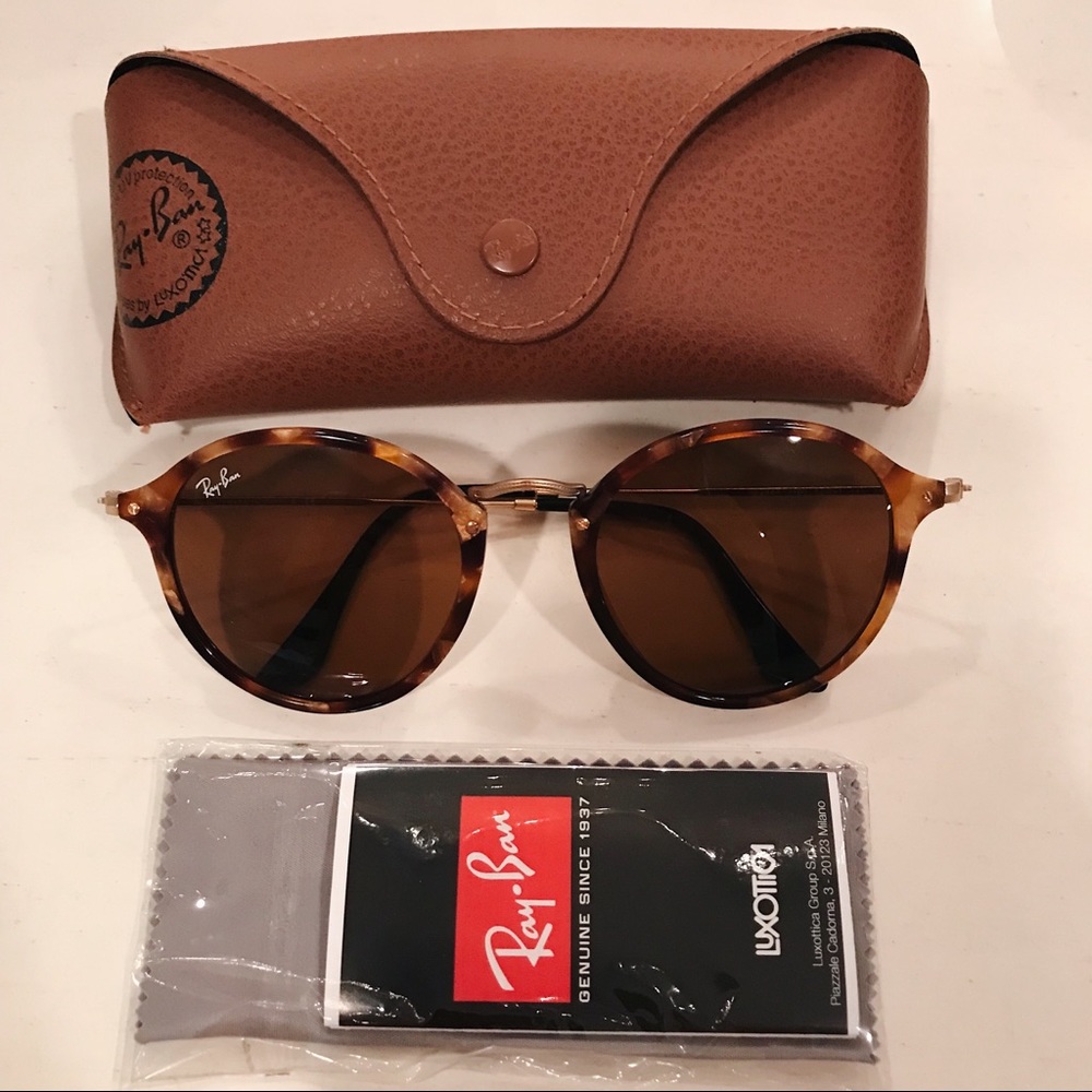 Brown Ray-Ban Sunglasses